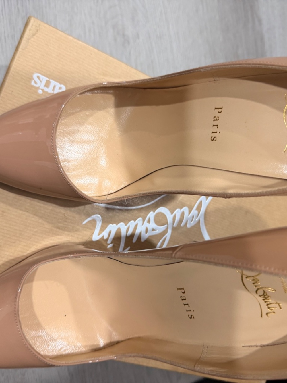 Tan so Kate Christian Louboutin - Picture 4 of 4